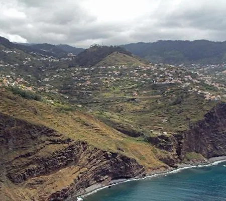 Vista Magnifica I By Madeira Campanário