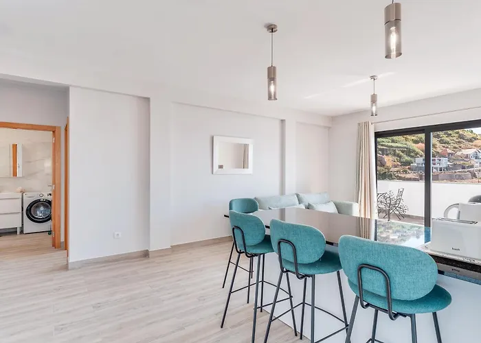 Vista Magnifica I By Madeira * Campanário