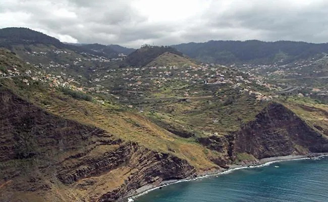 Vista Magnifica I By Madeira Campanário